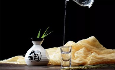 冬至飲酒 暖身寄情，蘊(yùn)藏古老時(shí)節(jié)的醇厚寓意